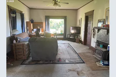 83354 N Pacific Hwy, Creswell, OR 97426 - Photo 6