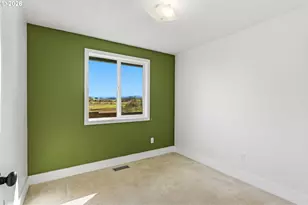 1020 SE Fir Grove Loop, Hillsboro, OR 97123 - Photo 10