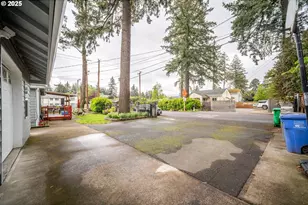 11901 SE Powell Blvd, Portland, OR 97266 - Photo 6