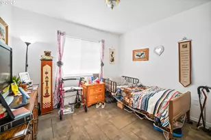 11901 SE Powell Blvd, Portland, OR 97266 - Photo 12