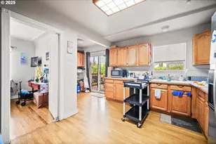 11901 SE Powell Blvd, Portland, OR 97266 - Photo 8