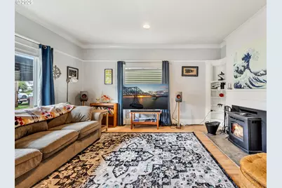 637 Niagara Ave, Astoria, OR 97103 - Photo 8
