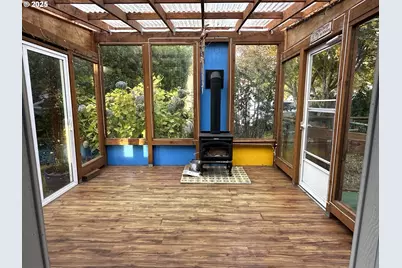 1601 Rhododendron Dr #572, Florence, OR 97439 - Photo 4