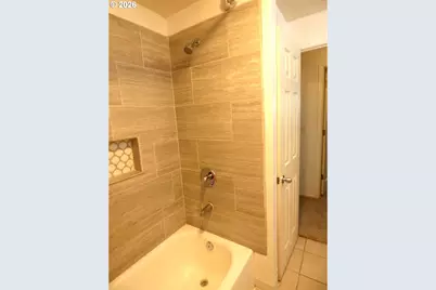 4016 45th Ave NE, Salem, OR 97305 - Photo 10