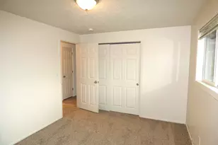 4016 45th Ave NE, Salem, OR 97305 - Photo 12