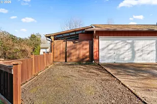 1625 S Bertelsen Rd, Eugene, OR 97402 - Photo 4