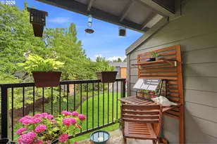 12638 NW Barnes Rd, Portland, OR 97229 - Photo 10