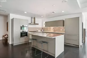 311 NW 12th Ave, Portland, OR 97209 - Photo 18