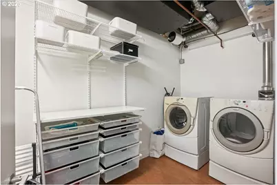 311 NW 12th Ave #704, Portland, OR 97209 - Photo 42