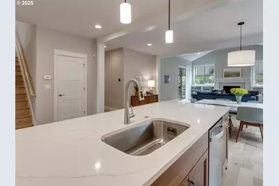 4057 Heron Dr, West Linn, OR 97068 - Photo 8
