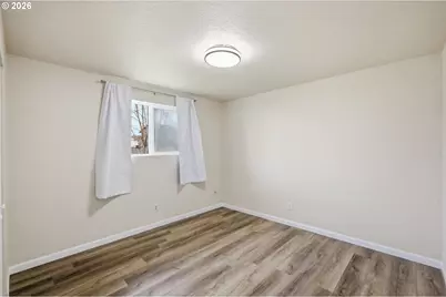 266 40th St, Springfield, OR 97478 - Photo 26