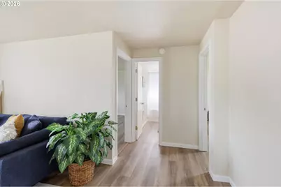 266 40th St, Springfield, OR 97478 - Photo 20