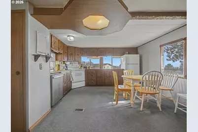 288 S Molly Ann Rd, Tygh Valley, OR 97063 - Photo 12