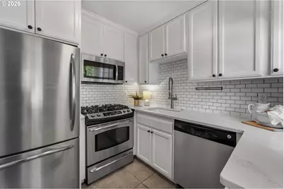 2555 NW Savier St #9, Portland, OR 97210 - Photo 14
