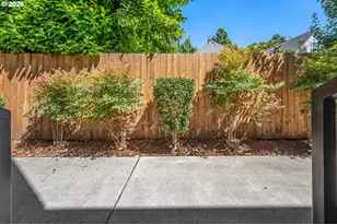 2555 NW Savier St, Portland, OR 97210 - Photo 28