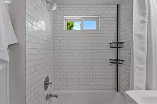 2555 NW Savier St, Portland, OR 97210 - Photo 22