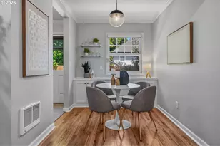 2555 NW Savier St, Portland, OR 97210 - Photo 10