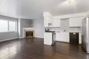 2330 SE Lee Ln, Portland, OR 97233 - Photo 4