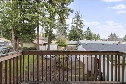 2330 SE Lee Ln, Portland, OR 97233 - Photo 20