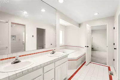 5135 Greensborough Ct, Lake Oswego, OR 97035 - Photo 20