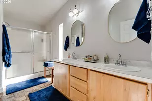 5301 Glenn Ellen Dr, Eugene, OR 97402 - Photo 18