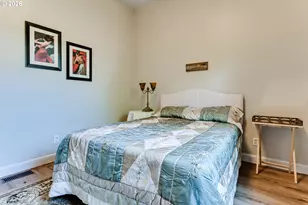 5301 Glenn Ellen Dr, Eugene, OR 97402 - Photo 24