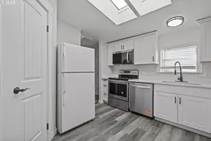 1074 Rodan Ave SE, Salem, OR 97306 - Photo 8