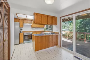 18915 SW Rock Ct, Beaverton, OR 97003 - Photo 14