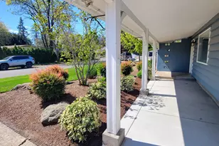 1625 Monterey Ln, Eugene, OR 97401 - Photo 4