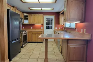 1625 Monterey Ln, Eugene, OR 97401 - Photo 14