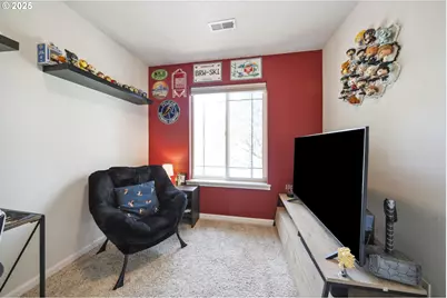 660 NE 9th St, Gresham, OR 97030 - Photo 18