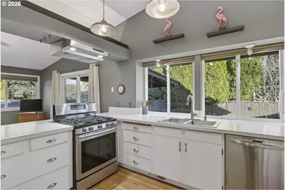 1708 NW 91st Cir, Vancouver, WA 98665 - Photo 10