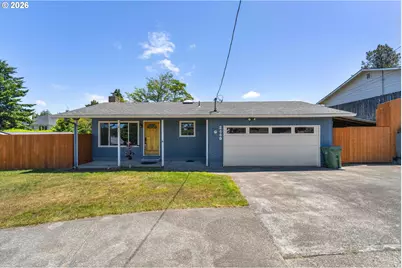 2449 Oak St, North Bend, OR 97459 - Photo 2