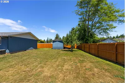 2449 Oak St, North Bend, OR 97459 - Photo 30