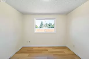 2449 Oak St, North Bend, OR 97459 - Photo 14