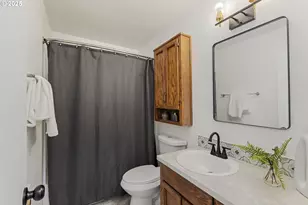 68284 E Twinberry Loop, Welches, OR 97067 - Photo 16