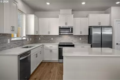 9212 SE Azalea St, Happy Valley, OR 97086 - Photo 16