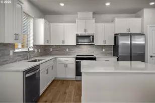 9212 SE Azalea St, Happy Valley, OR 97086 - Photo 16