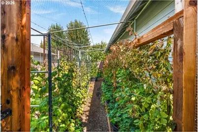2662 NW Mt Ashland Dr, McMinnville, OR 97128 - Photo 42