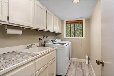 260 NW Torrey View Dr, Portland, OR 97229 - Photo 36