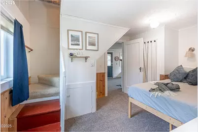 1540 NW 20th St, Lincoln City, OR 97367 - Photo 10