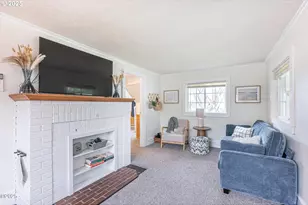 1540 NW 20th St, Lincoln City, OR 97367 - Photo 6