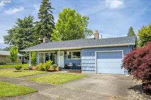 12105 NE Stanton St, Portland, OR 97220 - Photo 34