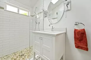 4039 NE 76th Ave, Portland, OR 97213 - Photo 14