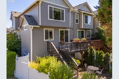 20322 Noble Ln, West Linn, OR 97068 - Photo 2