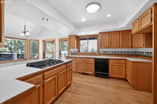 1573 NW City View Dr, Bend, OR 97703 - Photo 22
