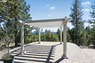 1573 NW City View Dr, Bend, OR 97703 - Photo 20
