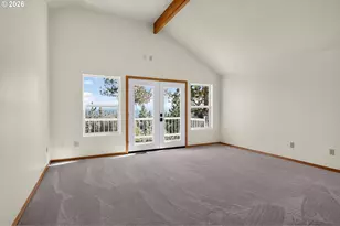 1573 NW City View Dr, Bend, OR 97703 - Photo 14