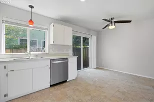 7502 N Williams Ave, Portland, OR 97217 - Photo 14