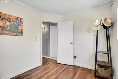 8913 N Seneca St, Portland, OR 97203 - Photo 22